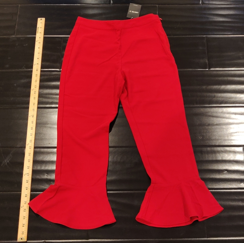 Forever 21 red pants flare medium M